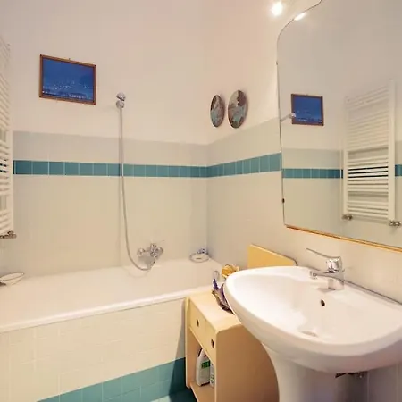 شقة 8 Minuti Dal Mare - 6 Dal Centro - Lovely *